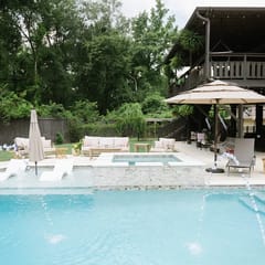 Downtown Estate Apartment Pool, Hot Tub