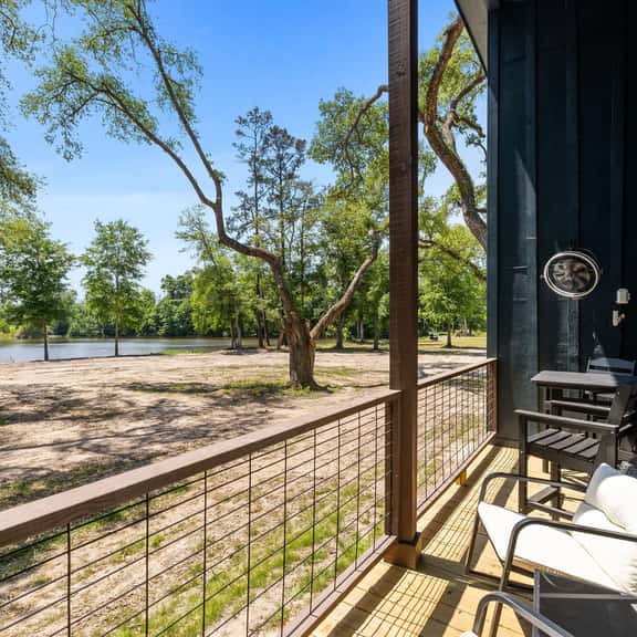 Moonrise Lake Haven Cabin - Image 1